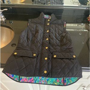 Women’s size small Lilly Pulitzer black vest